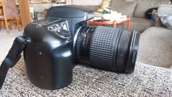 Fényképezőgép: NIKON F60. Tükörreflexes, filmes.