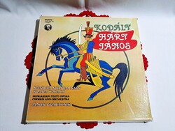 Kodály Háry János eredeti dobozában 3 bakelit lemez + vastag műsor könyv