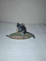Ritka  Régi  Fraureuth Kunstabteilung  borsót dézsmáló egér porcelán, jezett