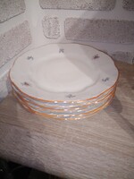 6 db Zsolnay porcelán pajzspecsétes virágmintás lapostányér egyben. 24 cm. Jelzett