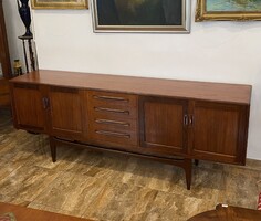 A particularly elegant British g-plan sideboard (1950s)