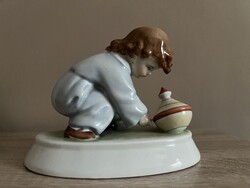 Zsolnay Búgócsigás Fiú