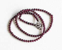 Gránát gyöngyökből fűzött nyakék - garnet, ásvány, drágakő ékszer, gyöngysor