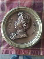 Arany János dombormű