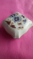 Zsolnay porcelán búzavirág bonbonier