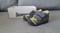 Átmeneti cipő, 21-es Szamos