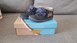 Szamos cipő 23- as