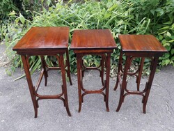 3 db. Thonet asztal  / Otto Wagner.