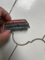 Retro felhúzható fem gyerek jatek autó trafikaru
