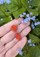 NAGYMÉRETŰ ARANY - KORALL RÓZSA FÜLBEVALÓ 14 K - 4.9 gr