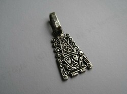 Perui, inka figura, ezüst medál, amulett