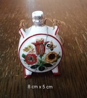 1911. évi Zsolnay porcelán csikóbőrös kulacs