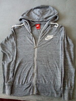 EREDETI NIKE  FELSŐ  S-méret