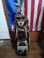 Eladó golfszett, labdákkal labdatartó tee-vel.  Golf ütő. Kiváló állapot