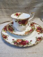 Royal Albert "Old Country Roses" reggeliző szett