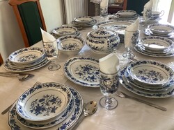 Meissen mintás nyolc személyes japán porcelán étkészlet