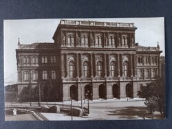 Régi képeslap Budapest, Magyar Tudományos Akadémia