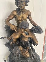 Clodion Faun puttókkal bronzszobor