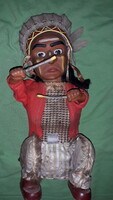 Vintage fém lemez lemezáru és plasztik figura ülő doboló Indián Joe játék 30 cm a képek szerint