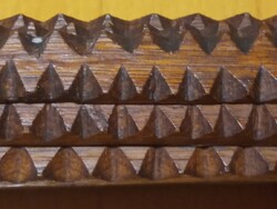 Tramp-art,  farkasfogas, fa képkeret, 100+ éves kézi faragás