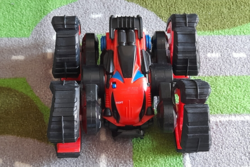 Claw Raptor átfordulós RC jármű