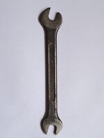 (24) Danuvia cro-va villáskulcs!