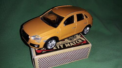 Minőségi RASTAR AUDI Q3 minőségi fém modell játék kisautó 1:43 a képek szerint