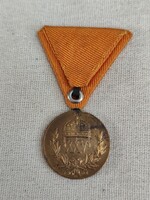 Tiszteletérem, tűzoltószolgalatban eltöltött 25 év után, magyar változat.