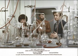 Vitrinfotó "Az idő ablakai" magyar tud. fant. film 1969. B. Tyszkiewicz, I. Andonov, Gábor Miklós