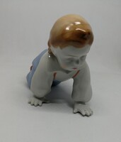 Zsolnay porcelán mászó kislány!