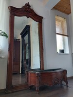 Bècsi barokk àlló tükör konzolasztallal 276 cm magas