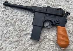 C96-os 1:1 méretű airsoft pisztoly