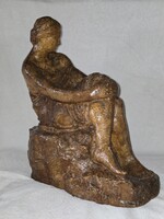 Medgyessy Ferenc (1881 - 1958): Merengő nagyméretű terrakotta szobor
