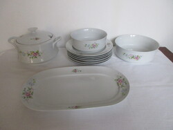 11 RÉSZES,RÉGI,JELZETT,  VIRÁGOS ALFÖLDI TÁLALÓ KÉSZLET. ALKUKÉPES!