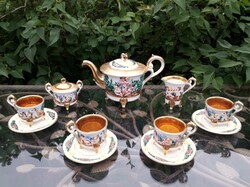 4 személyes CapodiMonte kávés/teás készlet.