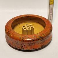Tófej, ikebana, barna, narancssárga mázas kerámia virágtartó (3476)