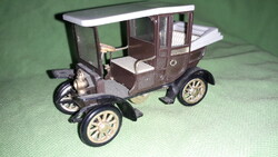 Régi Csehszlovák IGRA plasztik OLDTIMER VELOX PRAGUE játék modell autó jó állapot képek szerint