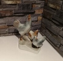 Zsolnay porcelán tyúkudvar!