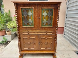 Eladó egy 1 fiókos  , vitrines ,  KOLONIÁL BÁRSZEKRÉNY