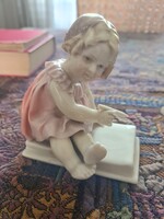 Karl Ens Volkstedt porcelán olvasó kislány