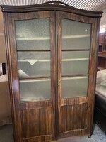 Biedermeier fehérneműs üveges szekrény