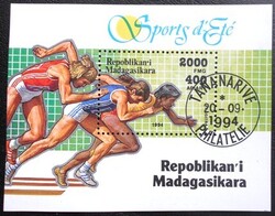KPB19 / Madagaszkár 1994 Olimpiai sportok blokk pecsételt