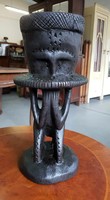 Afrikai faragott szobor