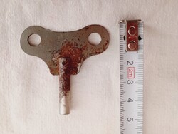 Felhúzó kulcs óra játék régi Ø5,8mm □3,8mm Felhúzókulcs