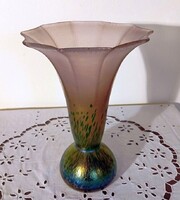 Nagyon ritka! Horváth Márton: "10-szirmú-virág" váza, színbeágyazásos, irizált hibátlan példány!