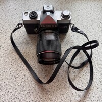 Petri fényképező gép nagy objektívvel, régi fényképező, műszaki régiség fényképezőgép és objvektiv