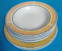 8 db Royal RC tányér