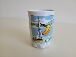 Retro régi Balatoni emlék Zsolnay porcelán bögre vitorlás mintás mid century Balaton szuvenír
