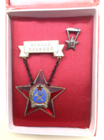 Kiváló Dolgozó kitüntetés 2. típus miniatűrrel dobozában a Rákosi korszakból