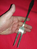 Antik ezüstözött alpakka kétágú szecessziós húsvilla 26 cm - 9 cm nyársfejjel állapot képek szerint